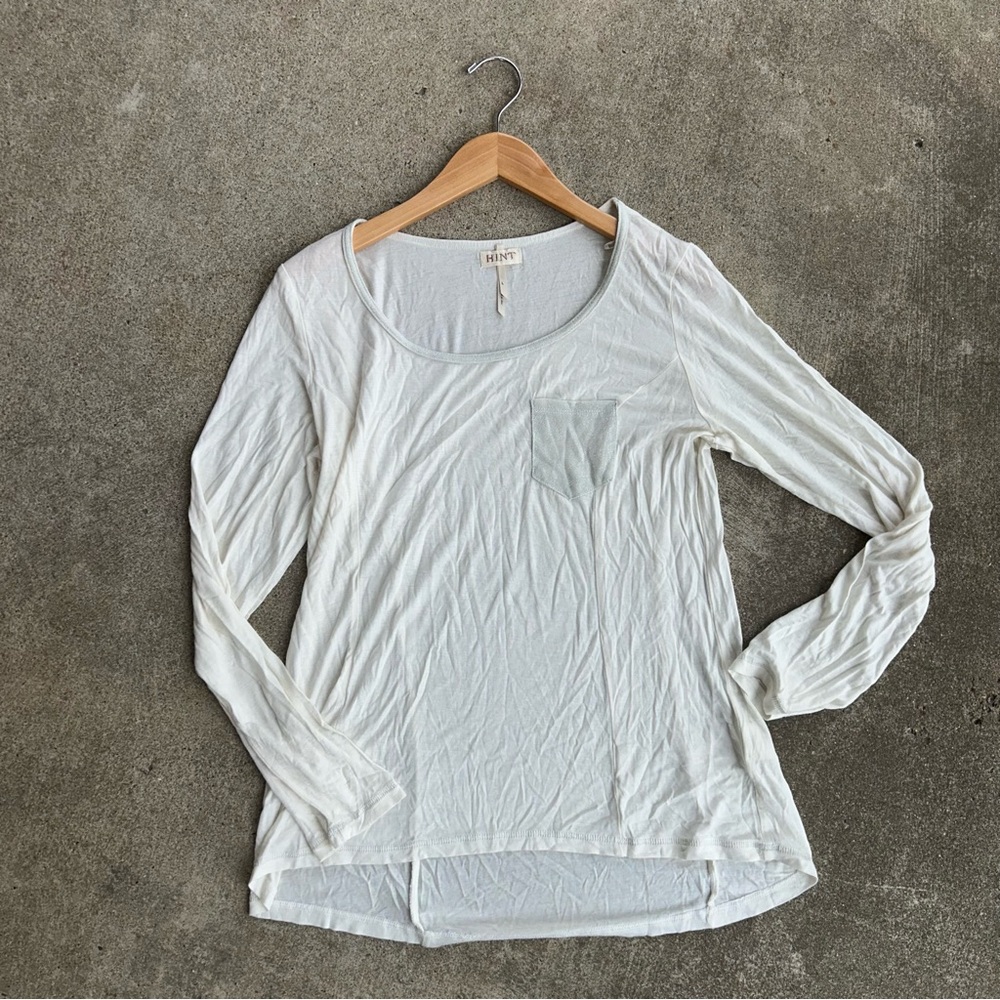 HINT Cream Long Sleeve Top w/ Shimmer Detail Stretchy Hi Lo Shirt Size L Large